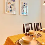 펜션 Penagoda House 에스피뇨