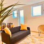 펜션 Penagoda House